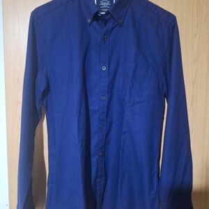 Charles Tyrwhitt Men's Button-Down Shirt in Deep Blue